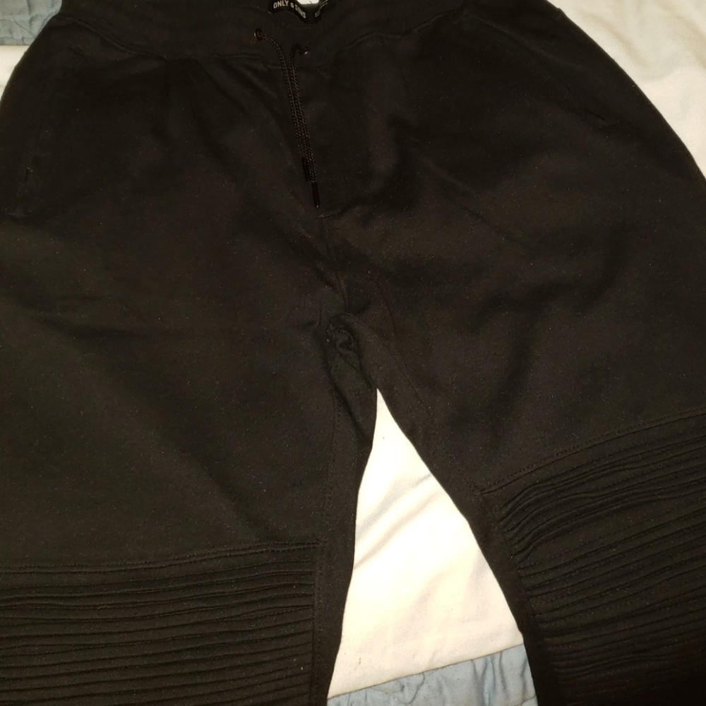 Black moto joggers  L
